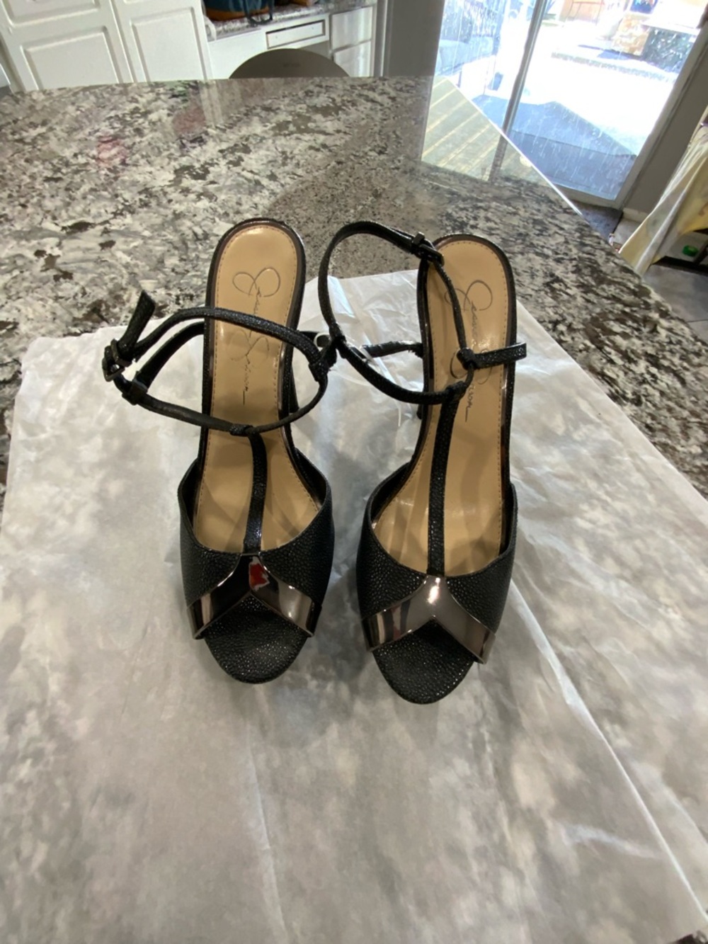 Jessica Simpson Stiletto size  8